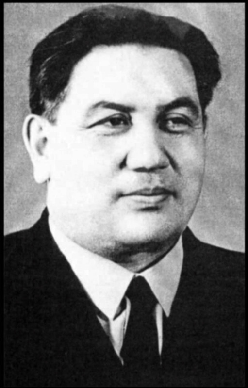 Евней Букетов