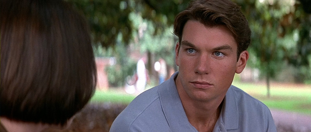 Scream 2 1997 (1080p x265 10bit Tigole).mkv_snapshot_00.45.00_[2