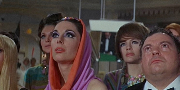 TRACY-REED-CASINO-ROYALE-4-B-FOTOR.jpg