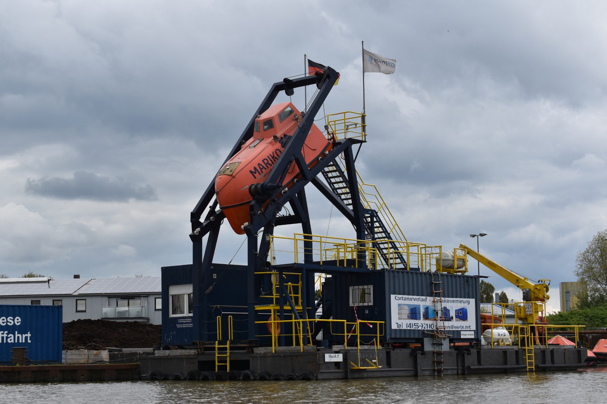 2022.04.30e1 Leer  Mariko 02 (1940x1293)