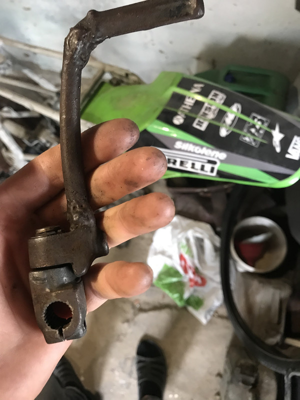 0C87054E-9784-42F2-804F-BC9F7569D453