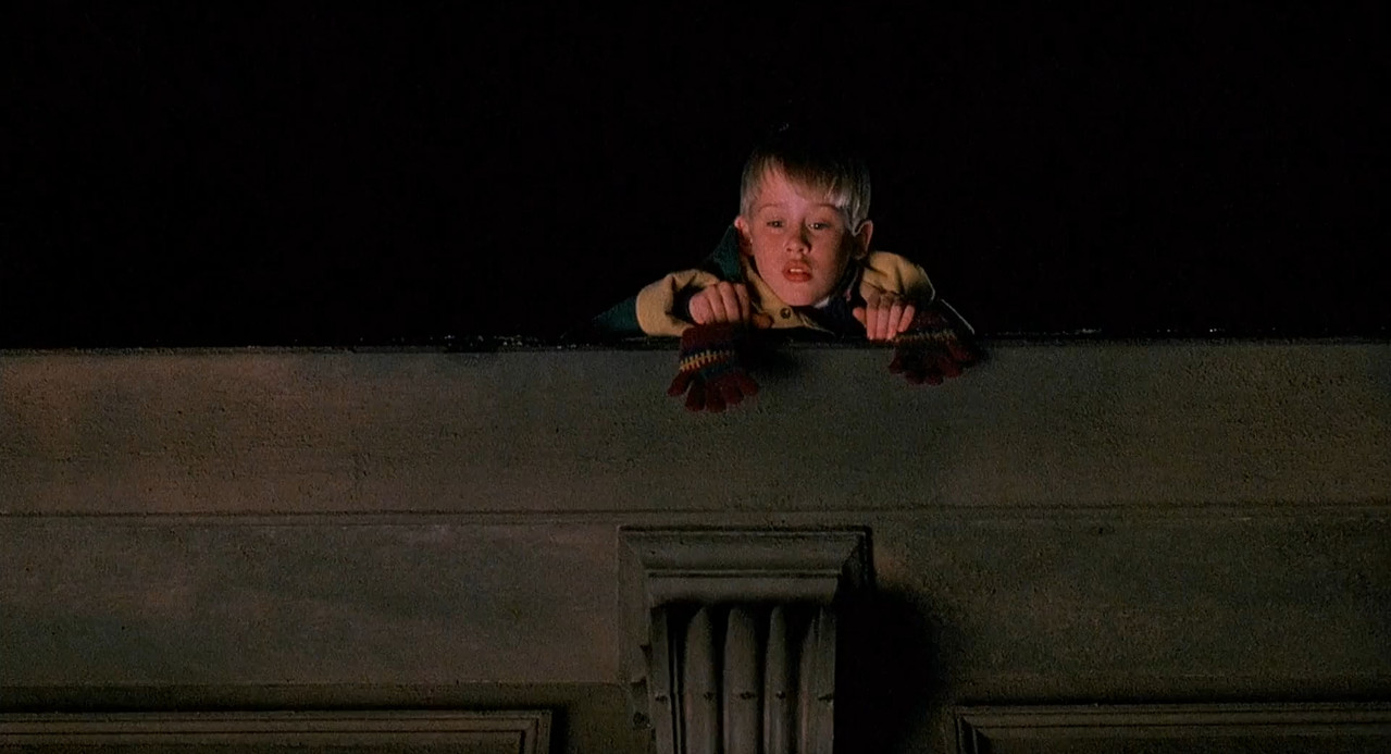 Home Alone 2: Lost in New York 1992 BluRay [Hindi + Tamil + English] 1080p 480p 720p ESub Screenshot