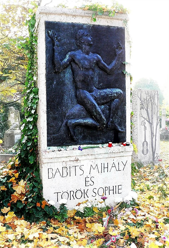Babits-Mih-ly-s-rja-Tulok-Andr-s-fot-ja