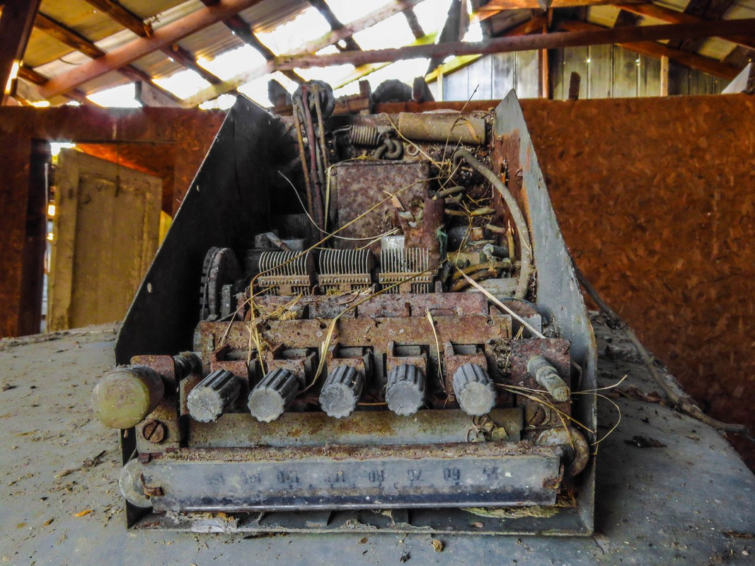 [17] - 1981 Repair Garage