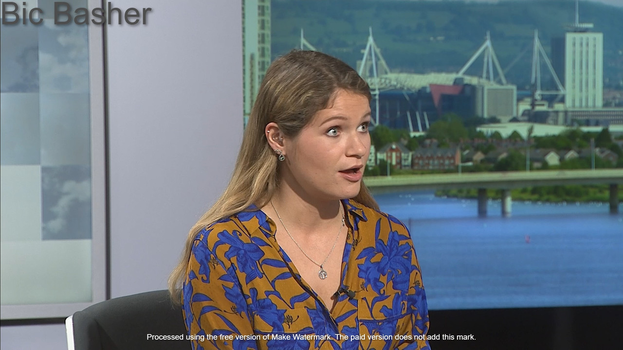 04.12 - 18.00.03 - ITV News Wales at Six..ts_snapshot_05.53.171