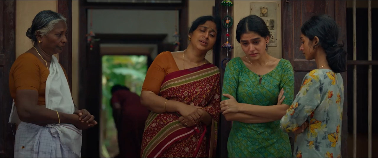 Vyasanasametham Bandhumithradhikal 2025 WebRip [Malayalam] 480p 720p ESub Screenshot