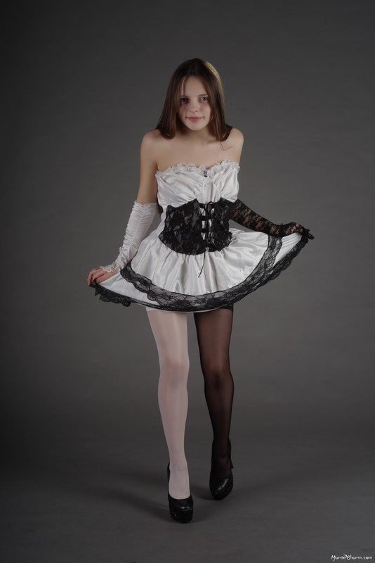 MarvelCharm_Nika-Light-Dark-114