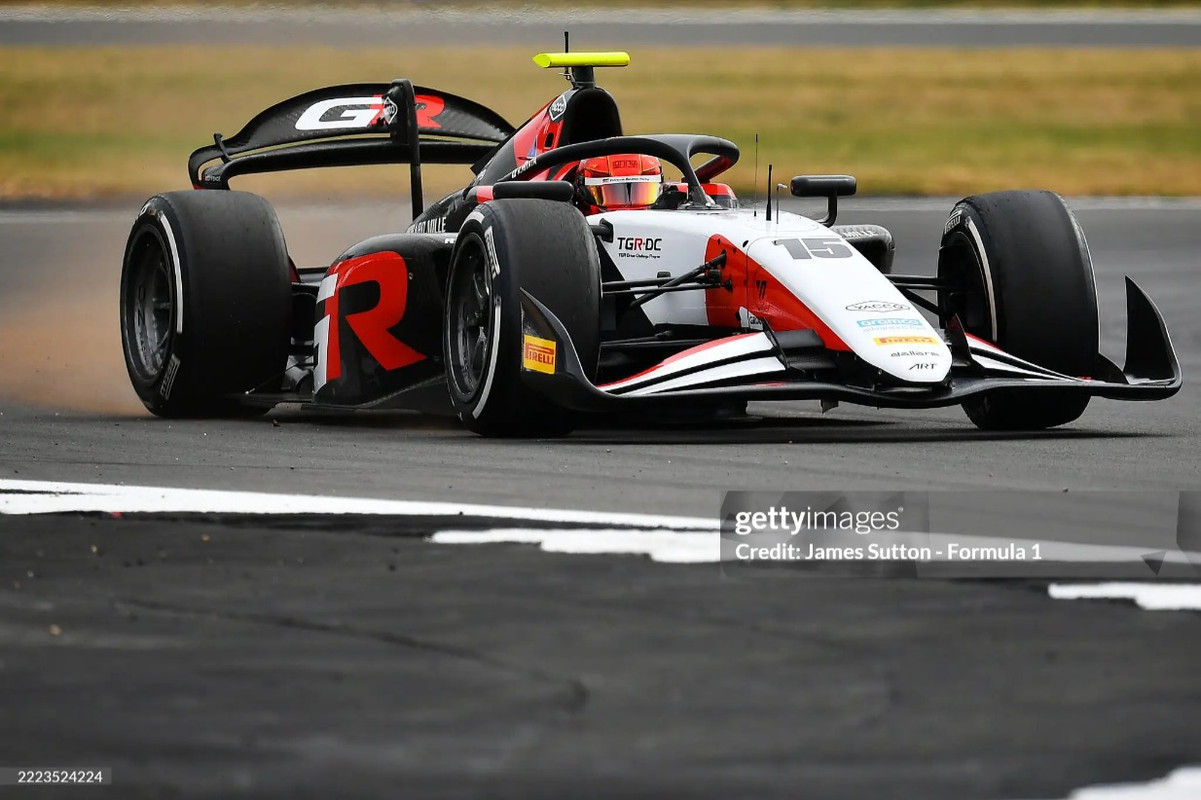 スクリーンショット_5-7-2025_4560_media.gettyimages.com