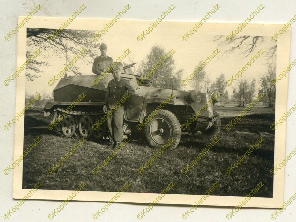 Foto, Wehrmacht, Schützenpanzerwagen, Sdkfz mit Antenne, Nahaufn