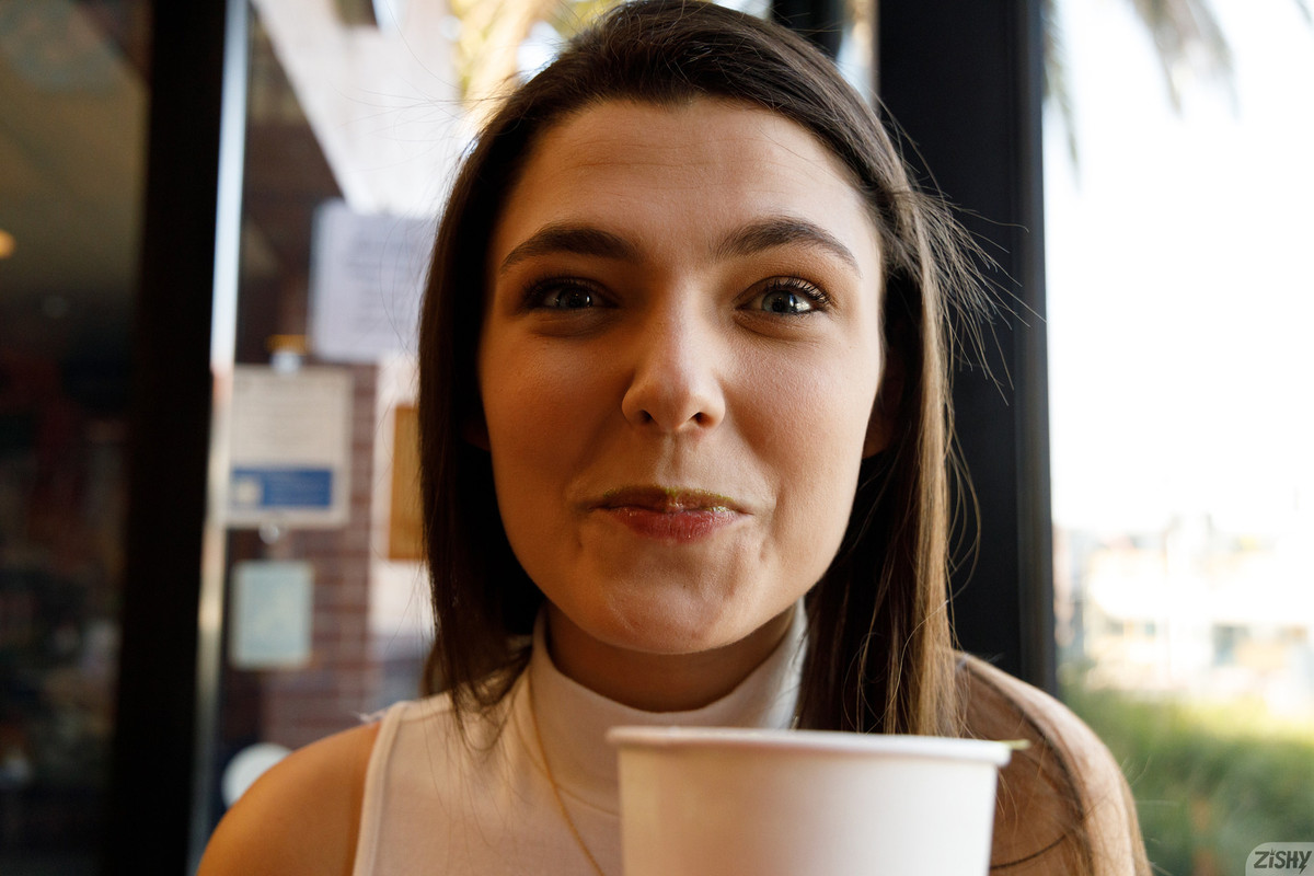 full_014_8225102301110854