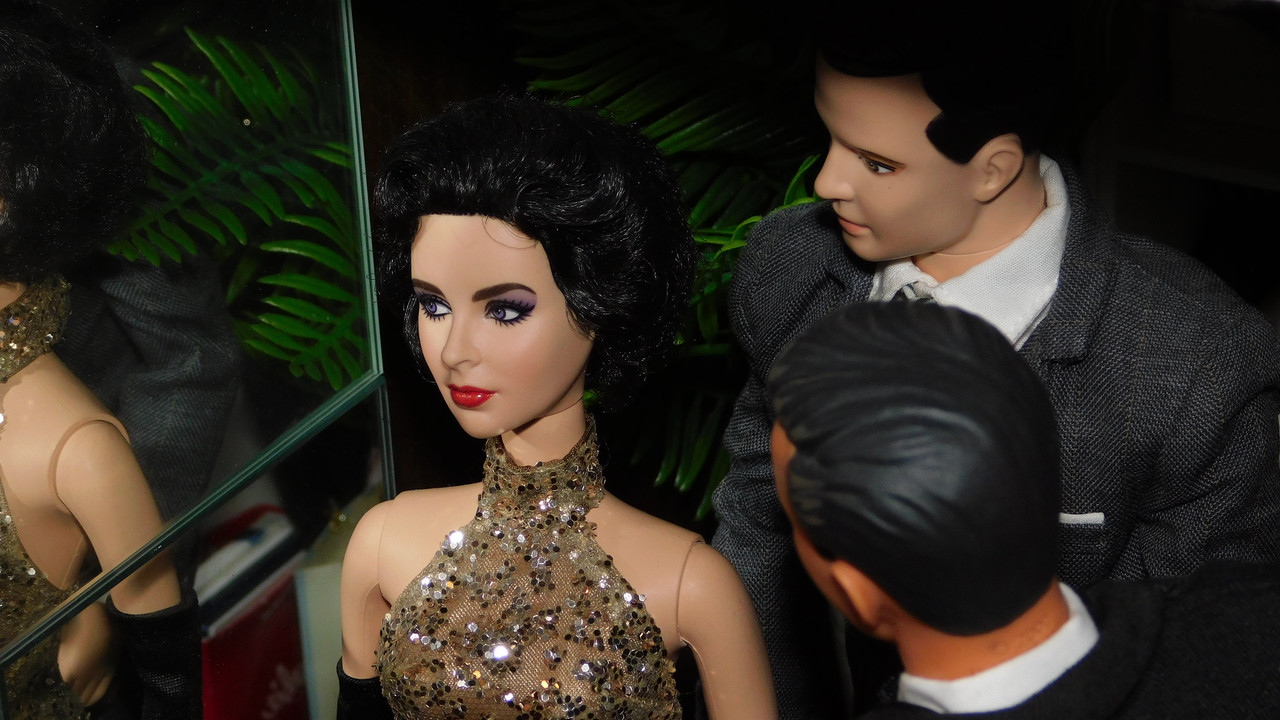 Кукольная комиссионка 056