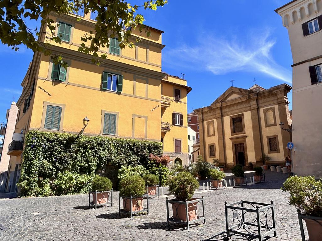 Жаркий сентябрь на побережье Тирренского моря.