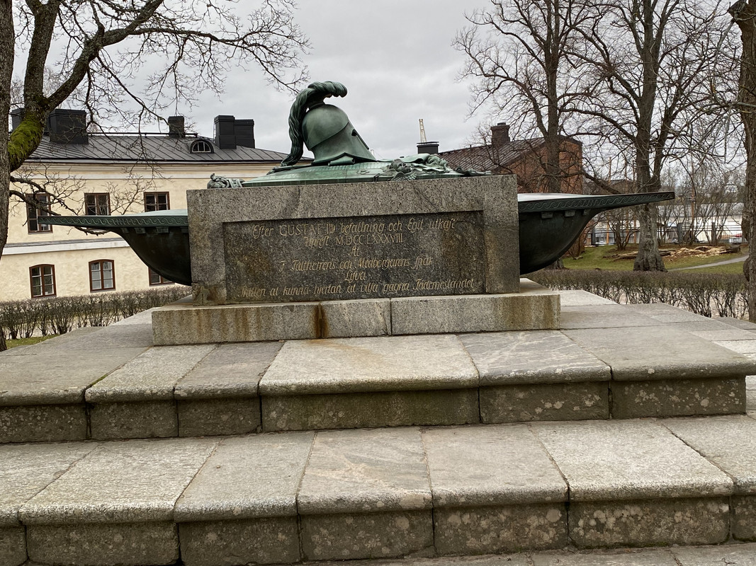 22997523-A525-493D-8B1C-9029081067A1