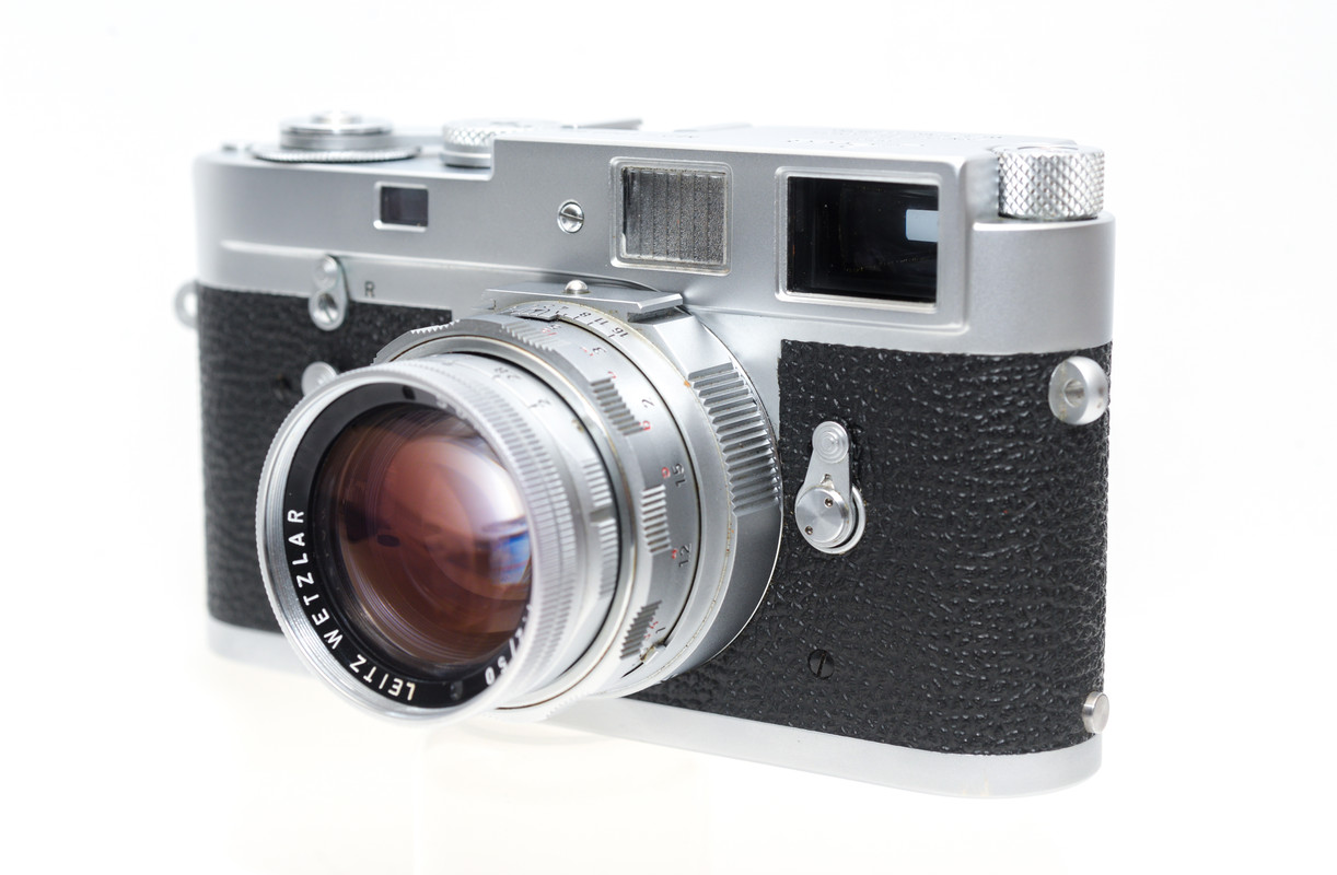 blacknwhite-Camera.jpg