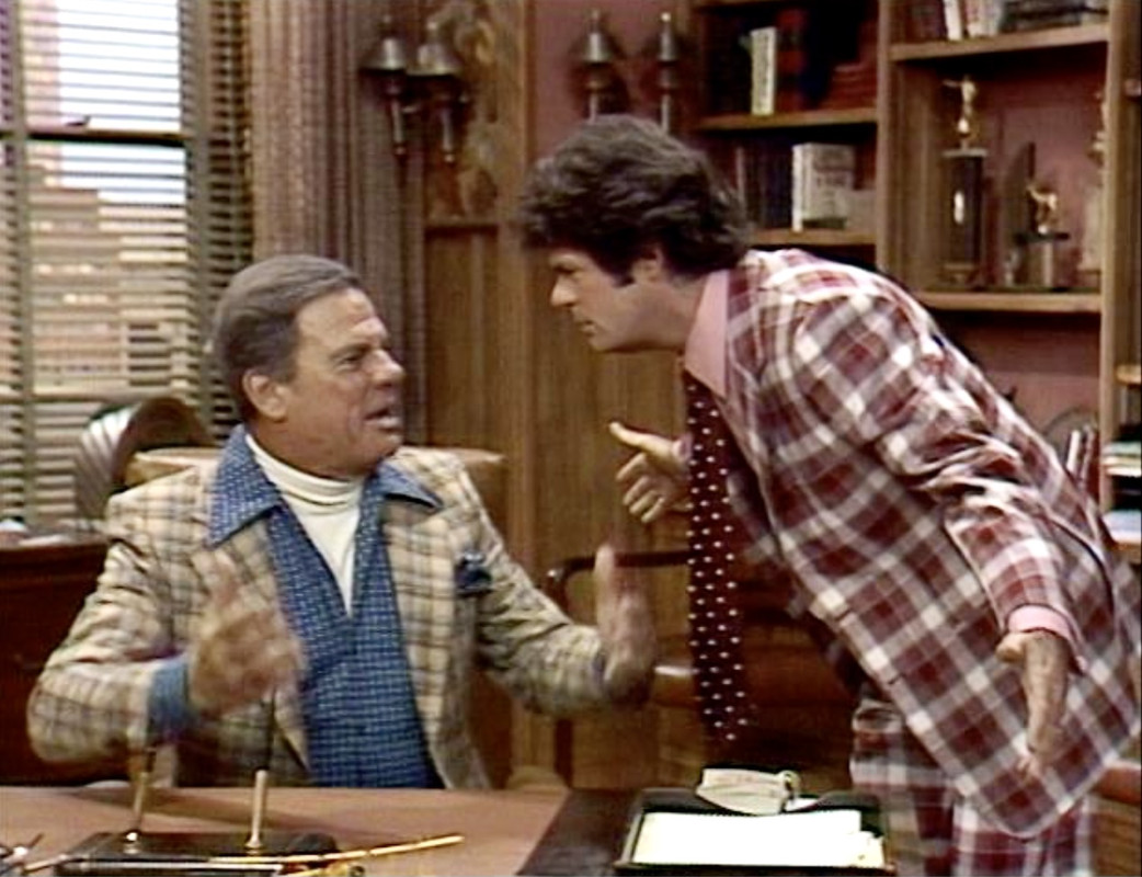 2A2A4792-B351-4AD6-8968-2889DC60C155