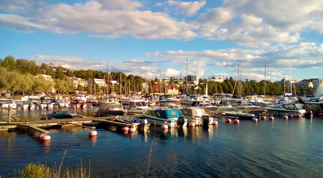 multicolourmarina.jpg
