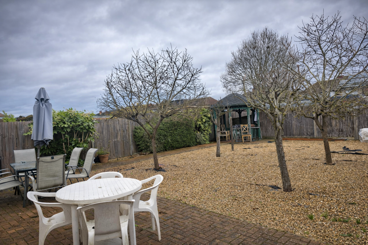 Lynton Road, Harrow photo 4