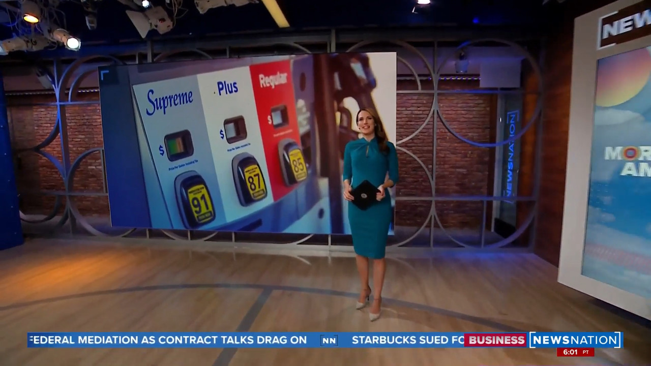 10.18 - 12.00.00 - Morning In America With Adrienne  ᴸᶦᵛᵉ. Start Your...-1.m4v_snapshot_02.02.33.308