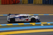 24 HEURES DU MANS YEAR BY YEAR PART SIX 2010 - 2019 - Page 25 15lm01-Toyota-TS40-Hybrid-A-Davidson-S-Buemi-K-Nakajima-23