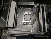 PXL_20250813_191631440.MP