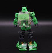 Masterpiece-Cliffjumper-10