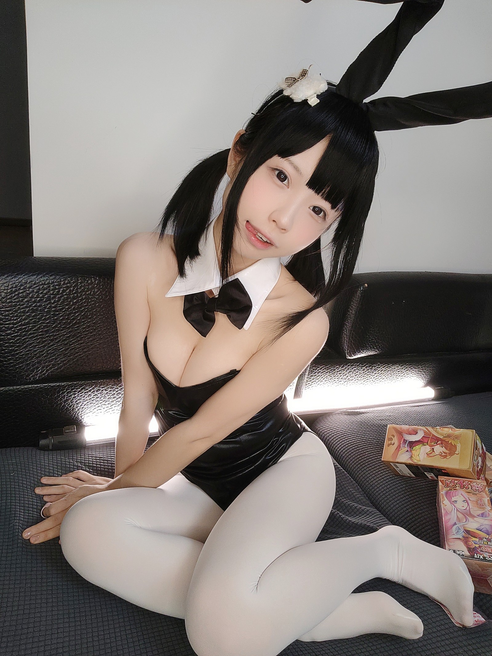 十万珍吱伏特（香川澪）白丝兔女郎摄影合集｜60P｜116.9MB插图3