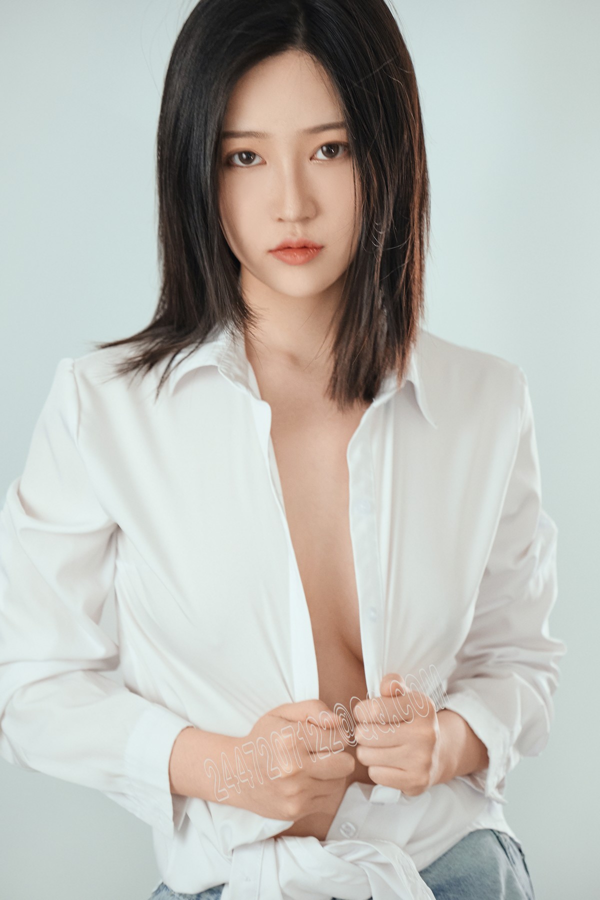 年年nnian 杂志风写真Vol.1 时尚大片风图集插图2