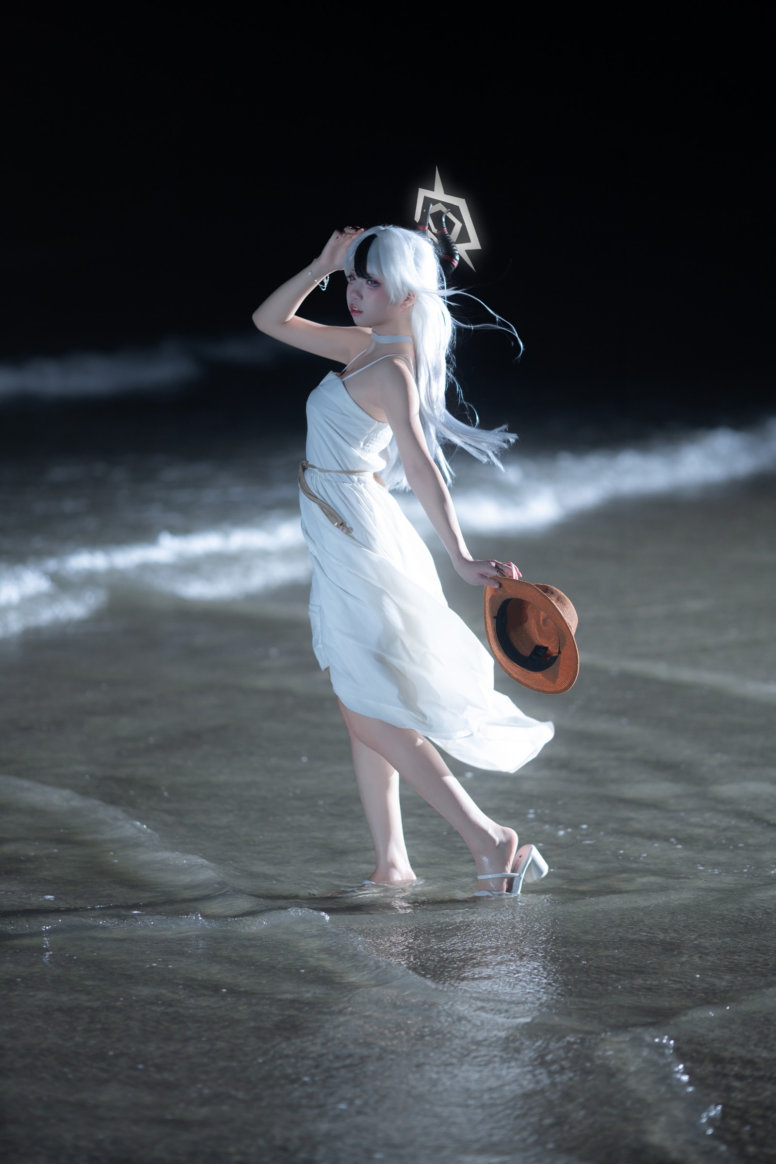 纸悦Etsu_ko《加代子白裙》唯美白裙写真｜小清新图集[20P-195.7M]插图6