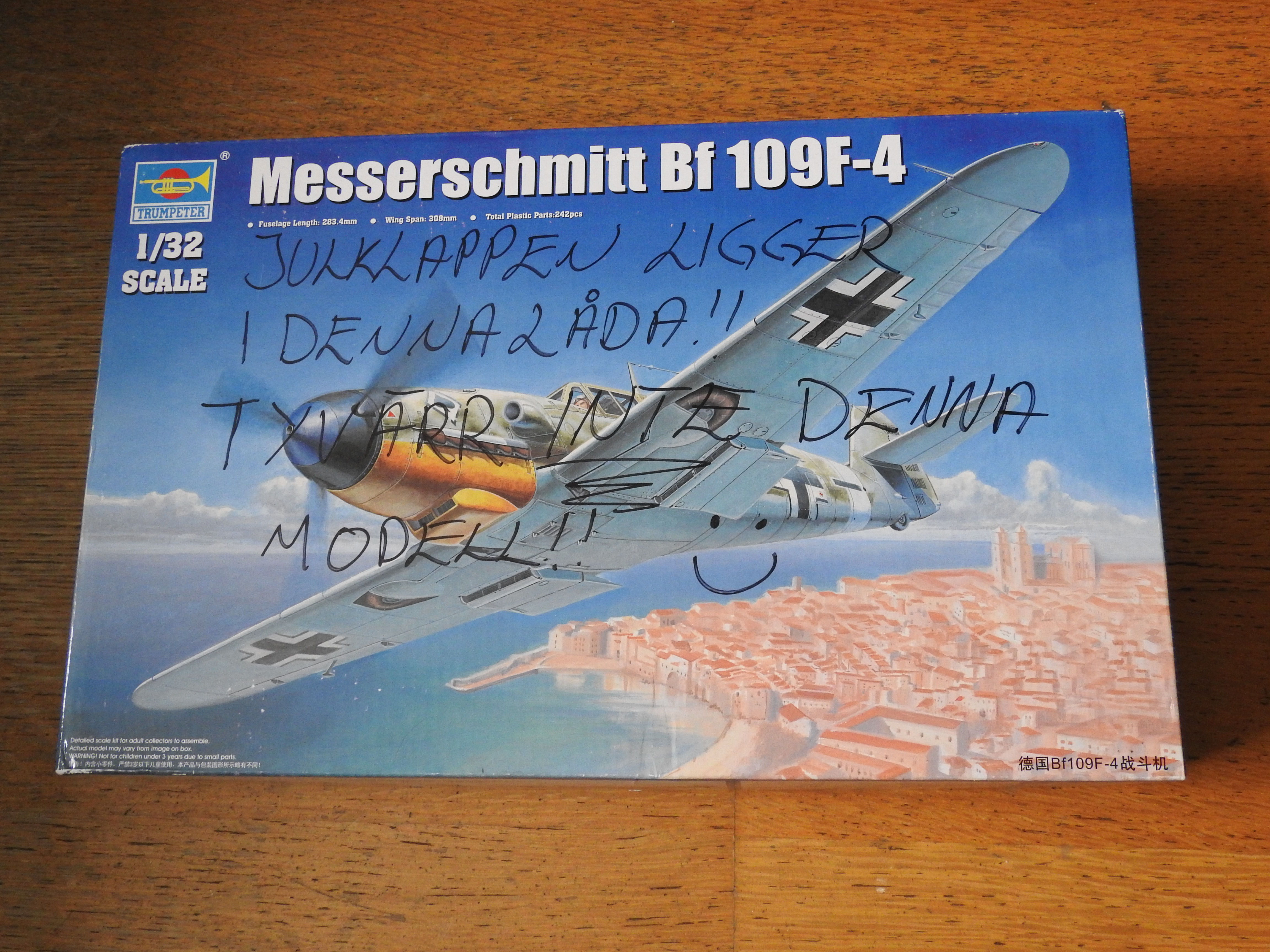 Bf109 f-4 Trumpeter i 1/32 ....eller NÄ! DSCN9980