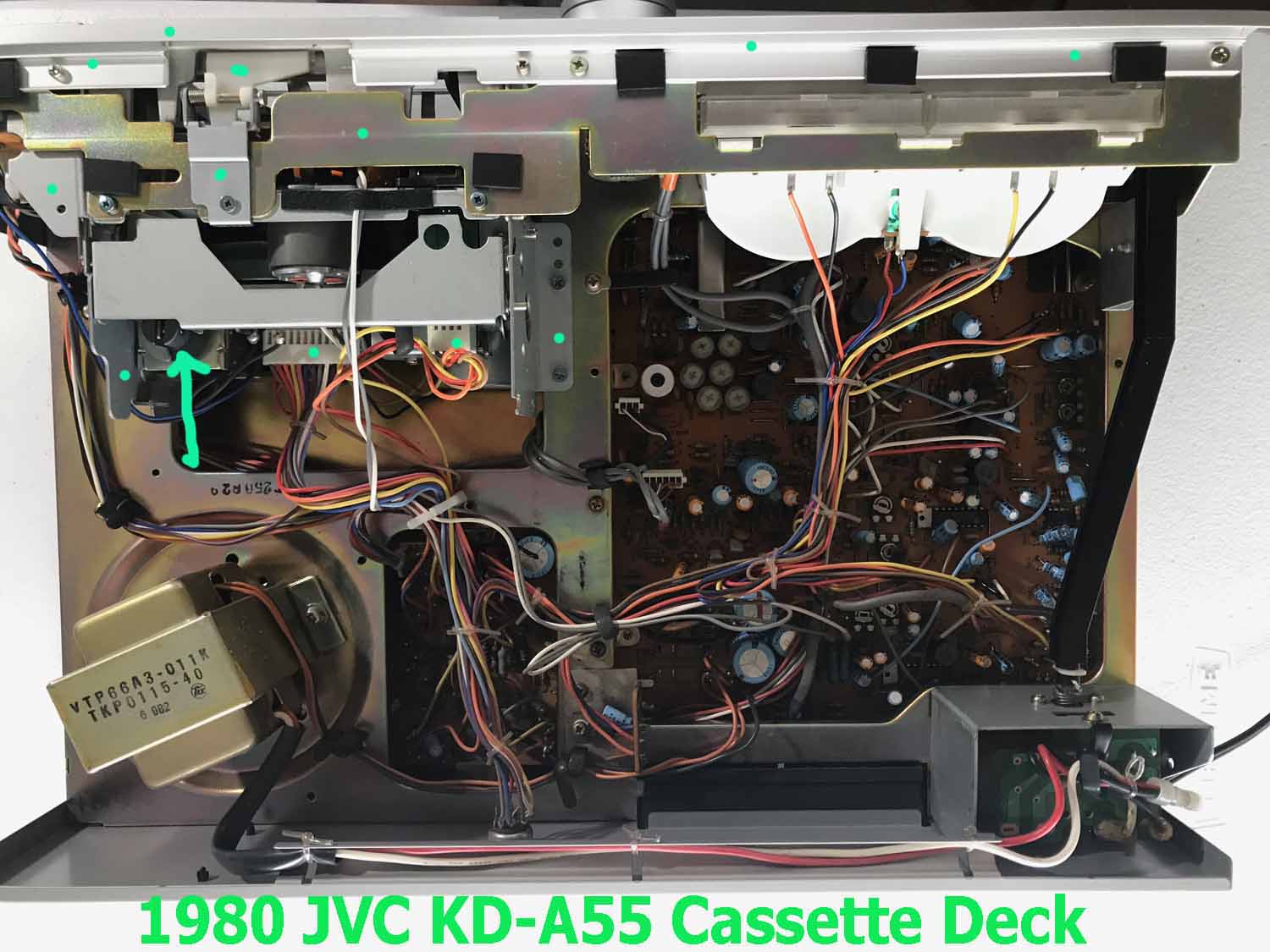 Replace belts on JVC KD-A33 | Tapeheads.net