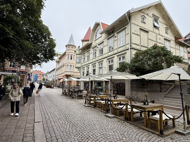 [Linked Image from i.postimg.cc]