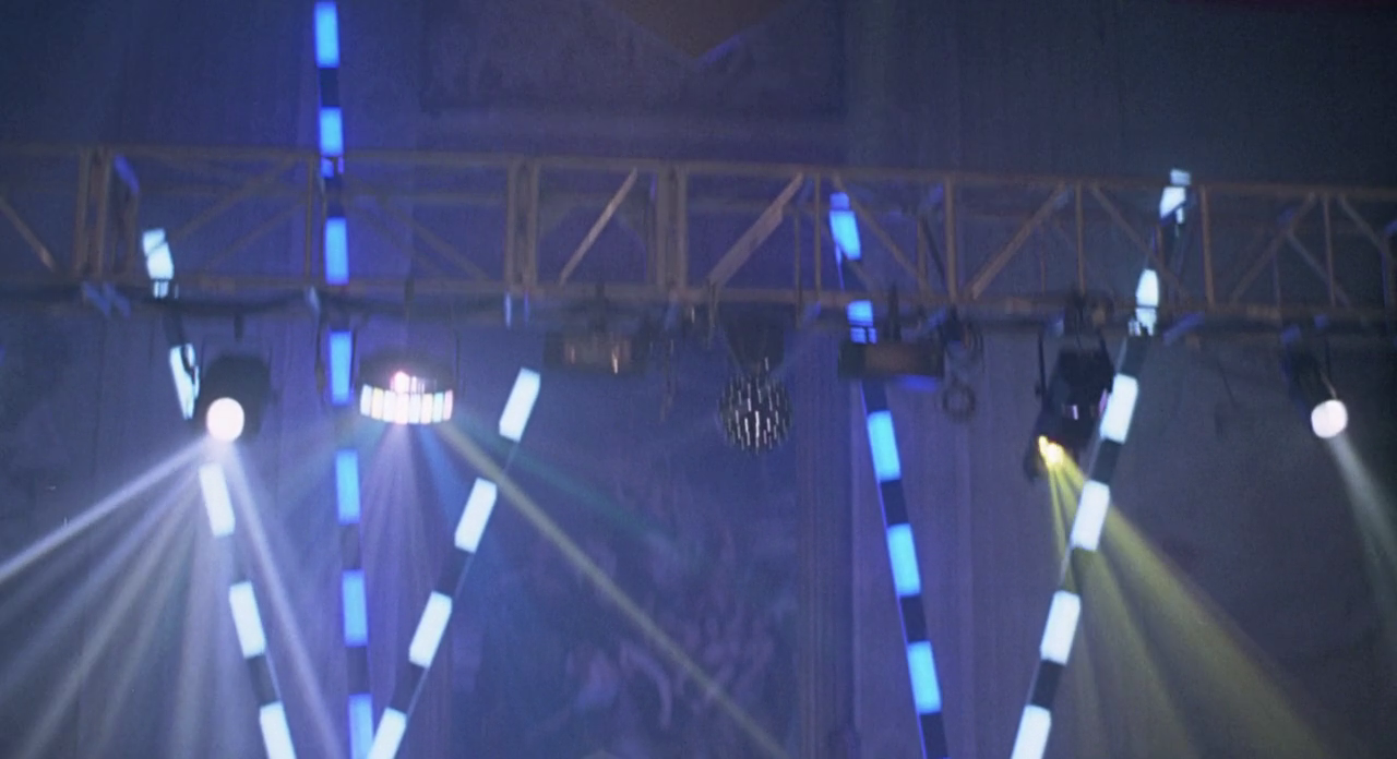 vlcsnap-2024-12-26-19h41m03s295