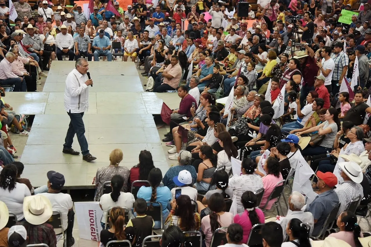 Celebra Adán Augusto reducción de la pobreza en México