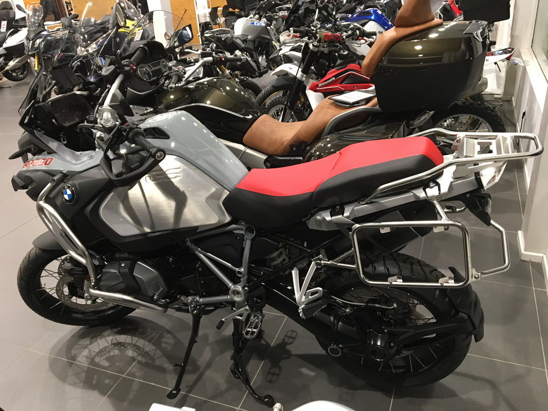 A4ACC8B4-7A98-4776-8306-62D37C9A9183