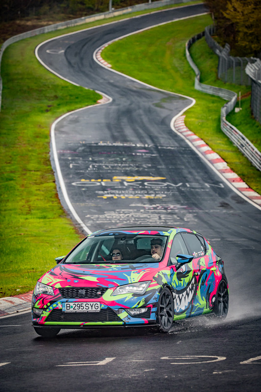 racetracker_26615615_429798