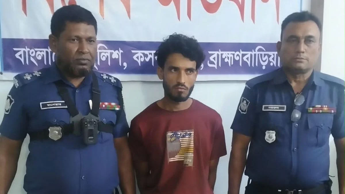 কসবায় ৯ রাউন্ড চাইনিজ গুলিসহ যুবক আটক