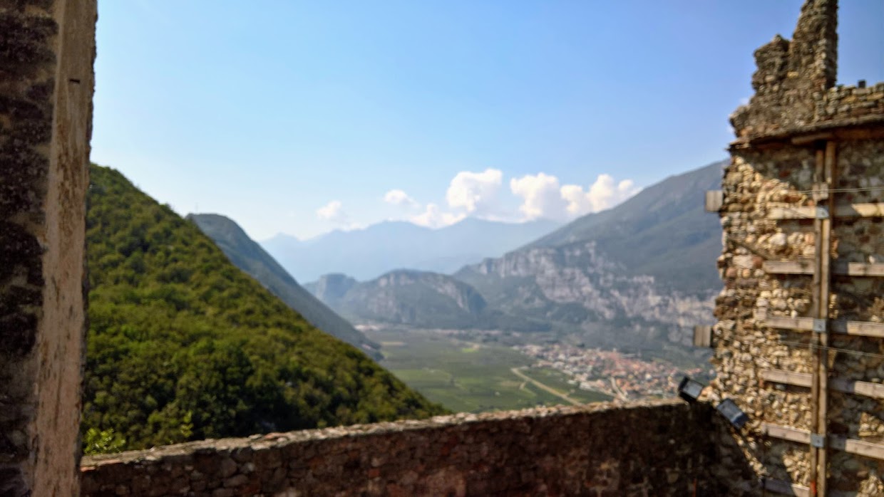 Castel Drena interno