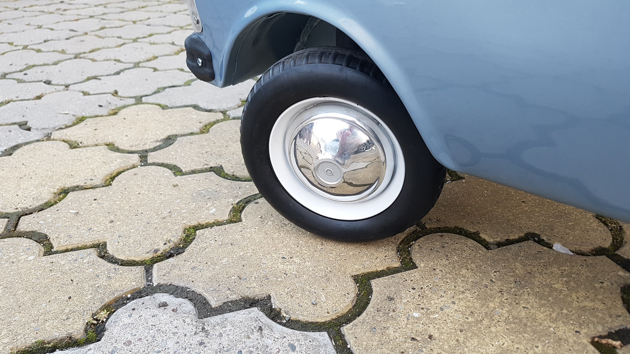 828B01BC-ACE8-4ED0-A8FF-9324CD6459B6