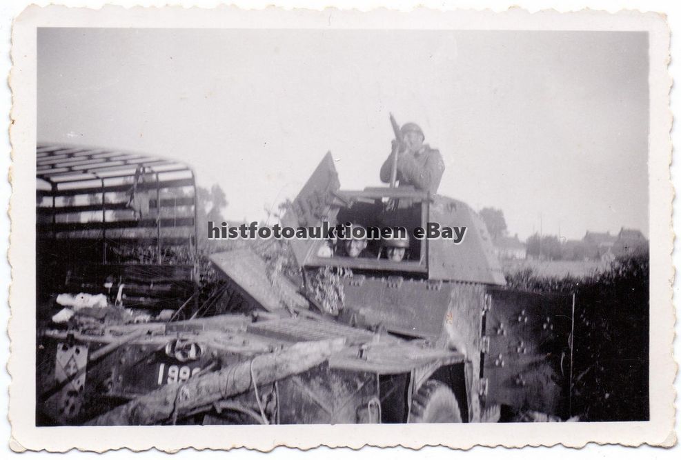 Orig. Foto franz. Beute Panzerspähwagen Panhard 