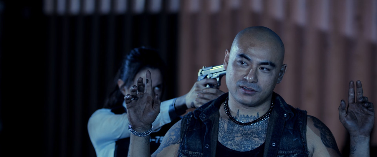 Bangkok Dog (2024) (1080p BluRay x265 SAMPA).mkv_snapshot_00.04.41.781