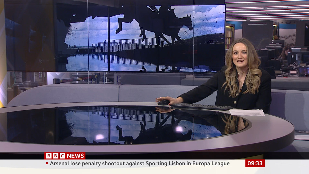 BBC News_20230317_09001000.ts_snapshot_00.35.00.386