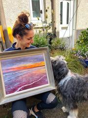 Wenna with landscape painting