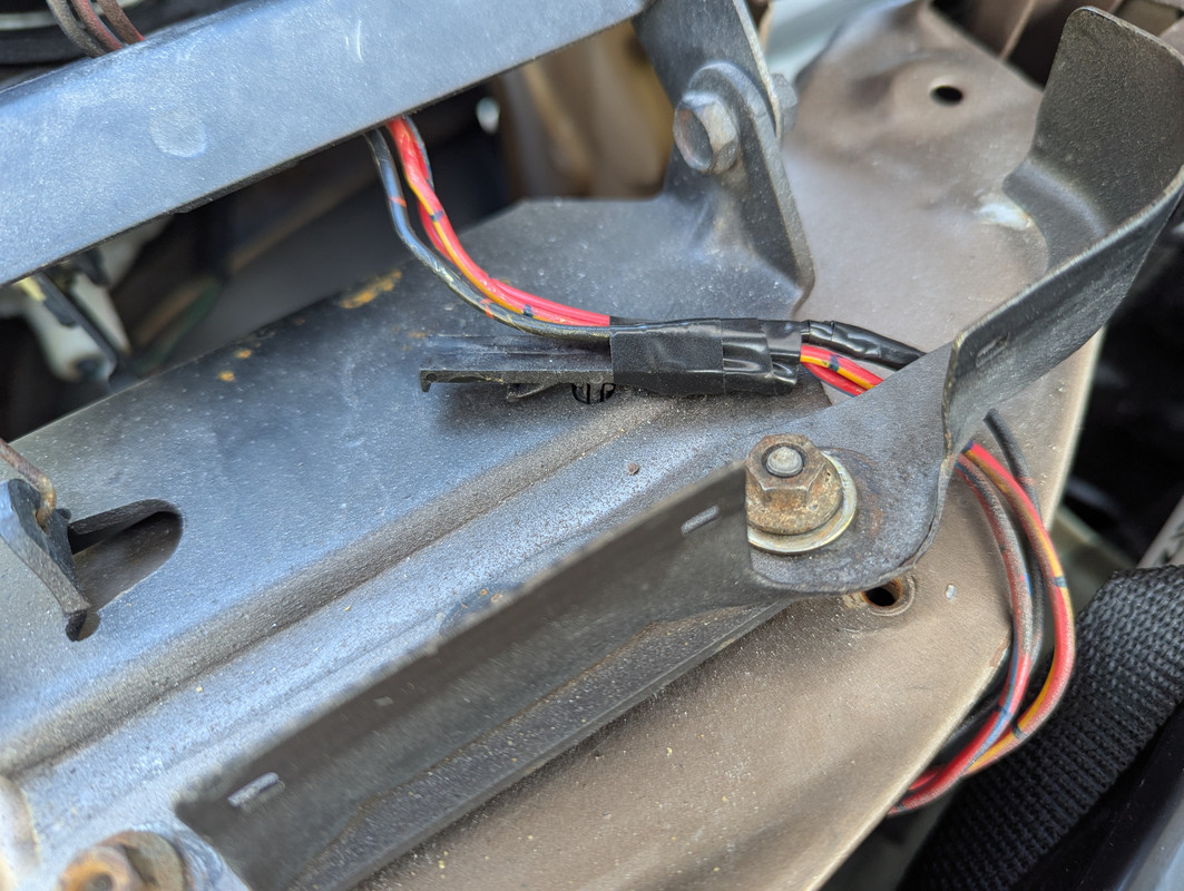 PXL_20250818_014233234