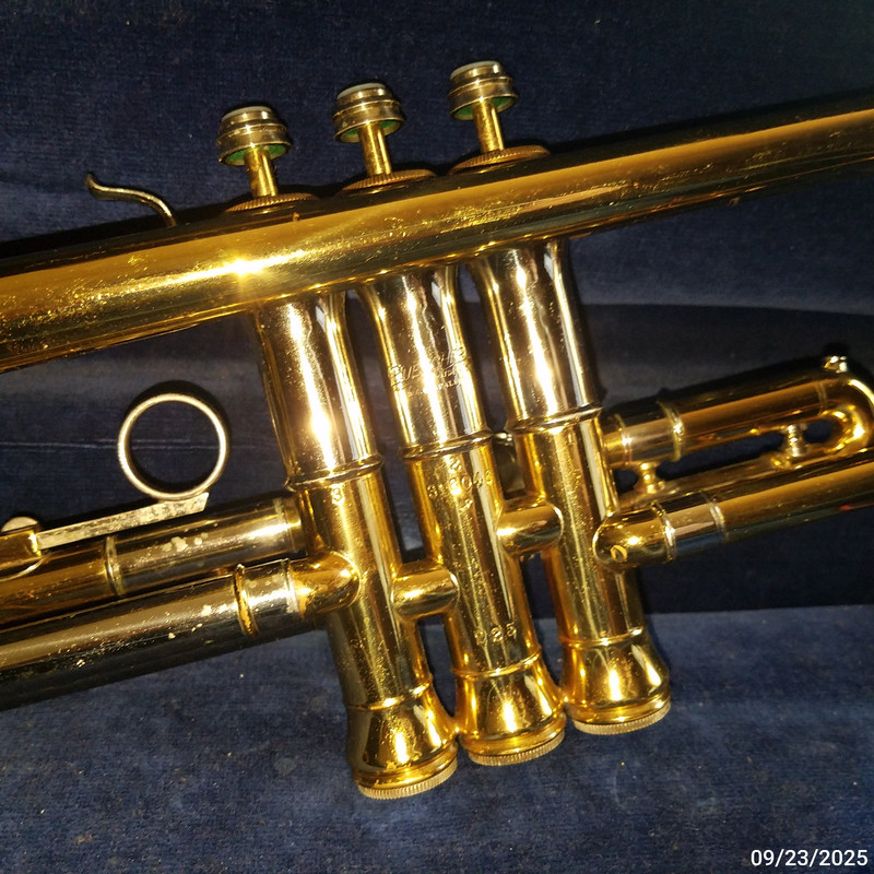 Buescher 1947 Model 225 The 400 sn 316046 20250923 (5)