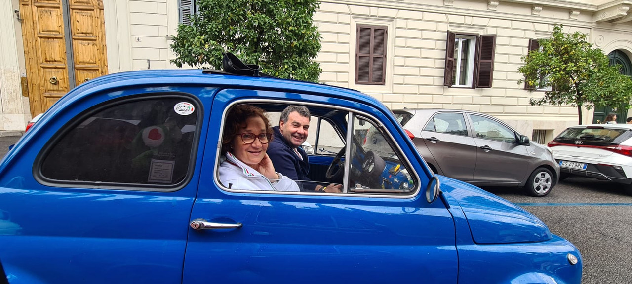 6941bf99-3b2e-49d4-b29d-6a36c0985600