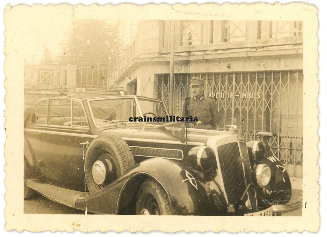 Orig. Foto Jäger bei Horch 830 Stabswagen Pkw Cabrio mit Wappen der 101.JD