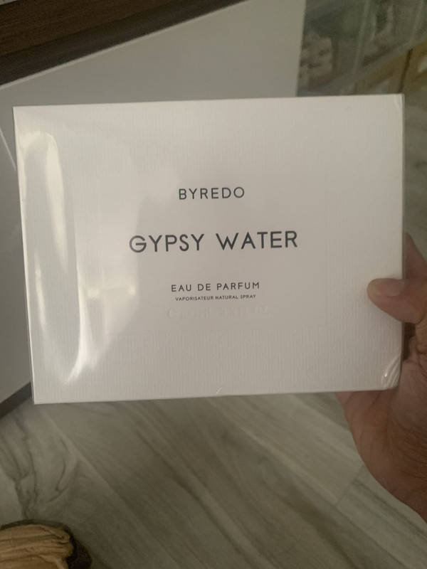 11EF1A6C-BA80-4126-8A26-CB73837BFE00