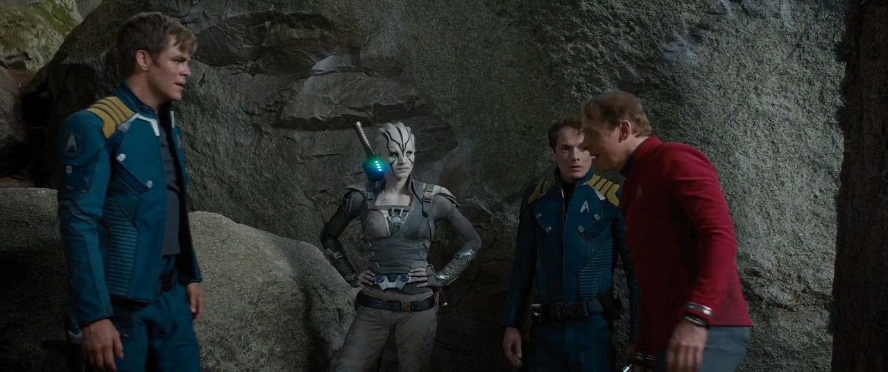 Star-Trek-Beyond-B.jpg