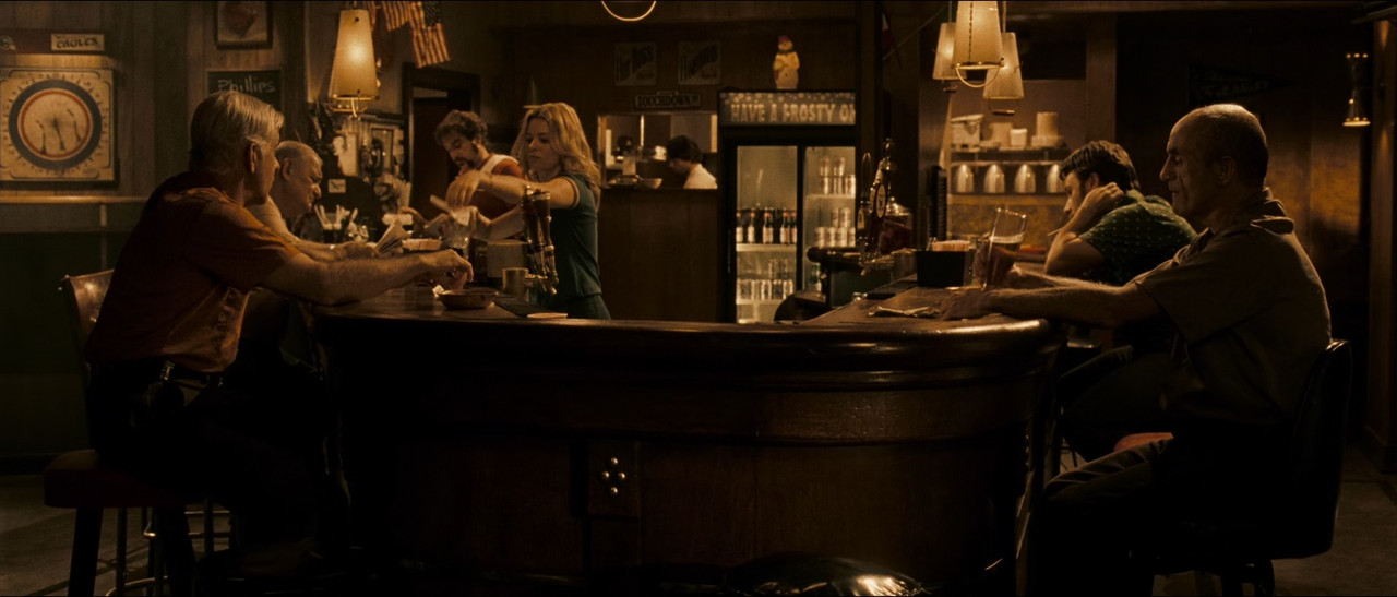 Invincible (2006).mkv_snapshot_00.14.57_[2018.01.22_22.06.15]