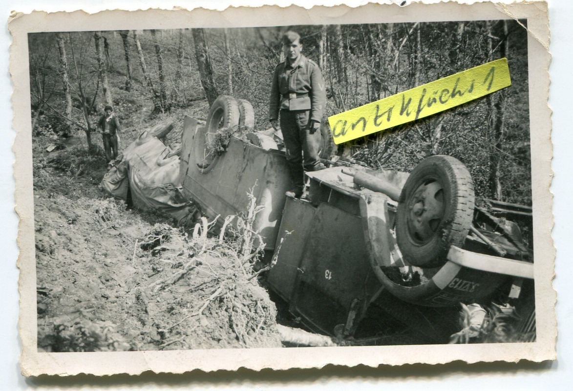 Unfall, Tankwagen-LKW mit 13 mit Anhänger als Fl